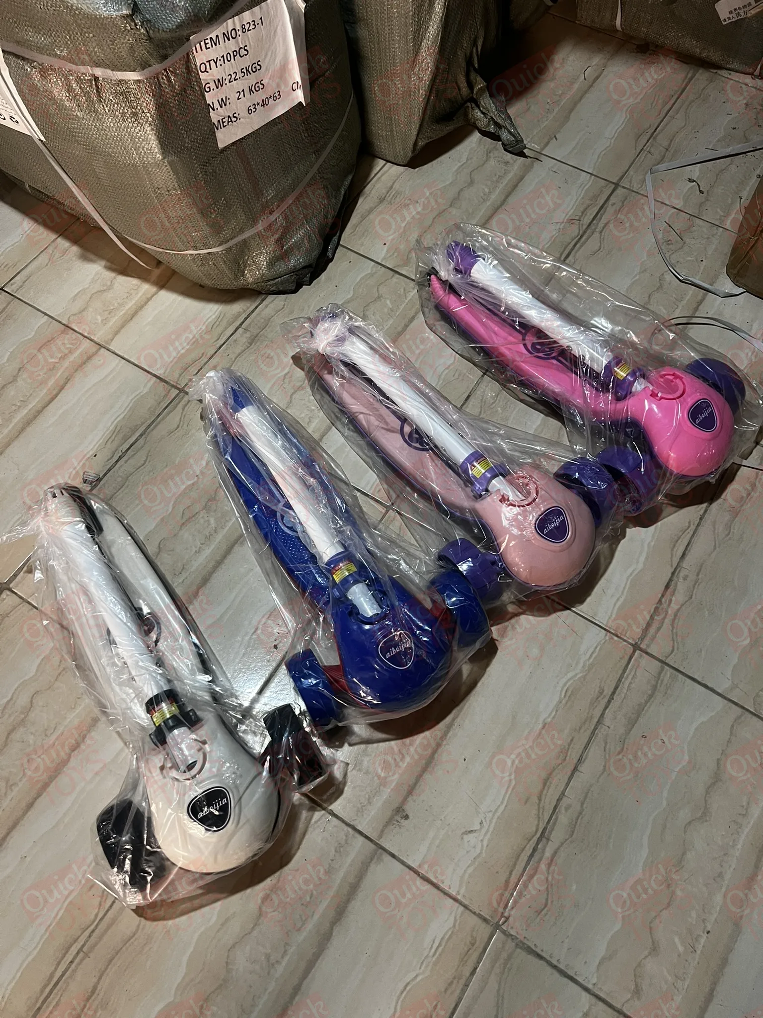 سكوتر أطفال، 3 عجلات، مقود قابل للتعديل، عجل مضيء، وردي وبنفسجي، لعمر 3-8 سنوات - Image 5